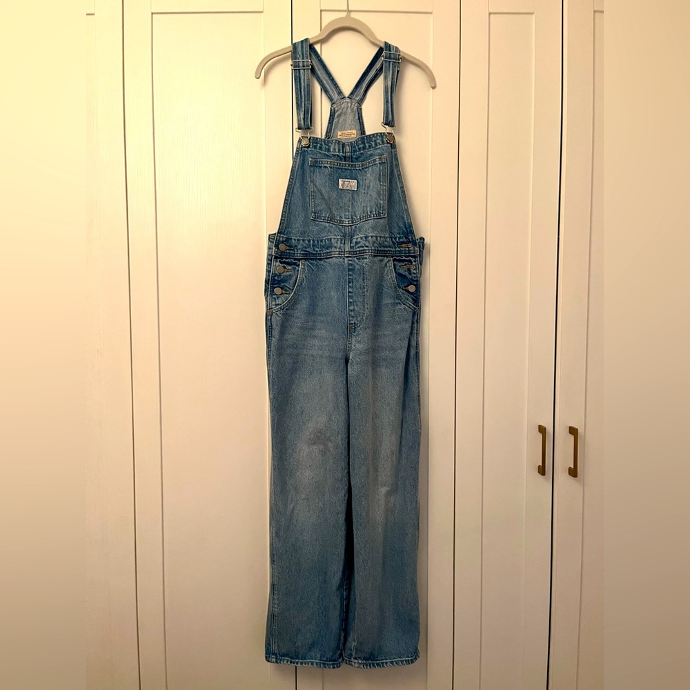 Levi’s Vintage Overalls Small